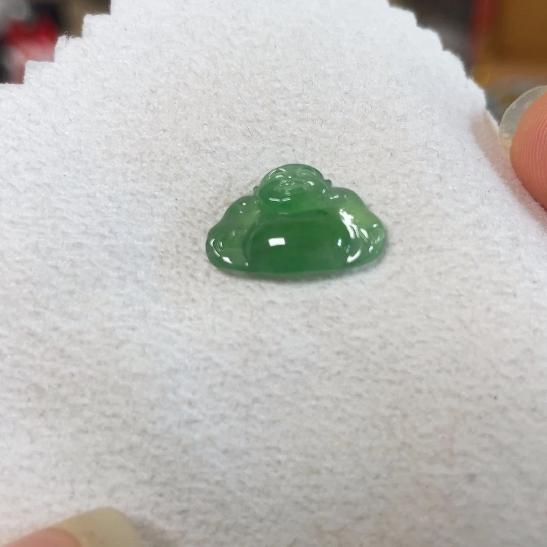 翡翠未镶嵌颈饰满色冰佛