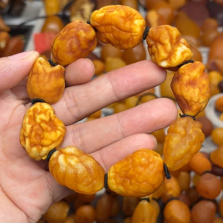 琥珀未镶嵌裸石天然蜜蜡手串