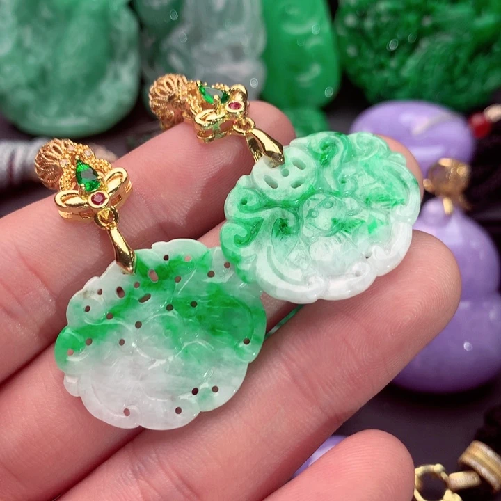 翡翠未镶嵌耳饰A货