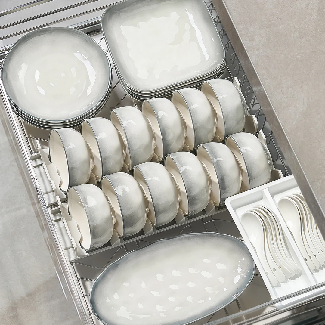 碗盘套装家用2025新款景德镇简约碗盘高级感餐具乔迁碗筷碗具盘子