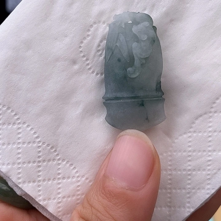 定制翡翠未镶嵌竹子
