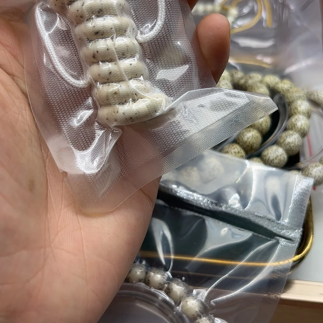 吊坠星月菩提128。