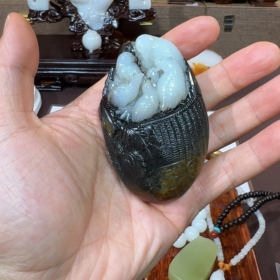 和田玉（糖玉）未镶嵌挂件