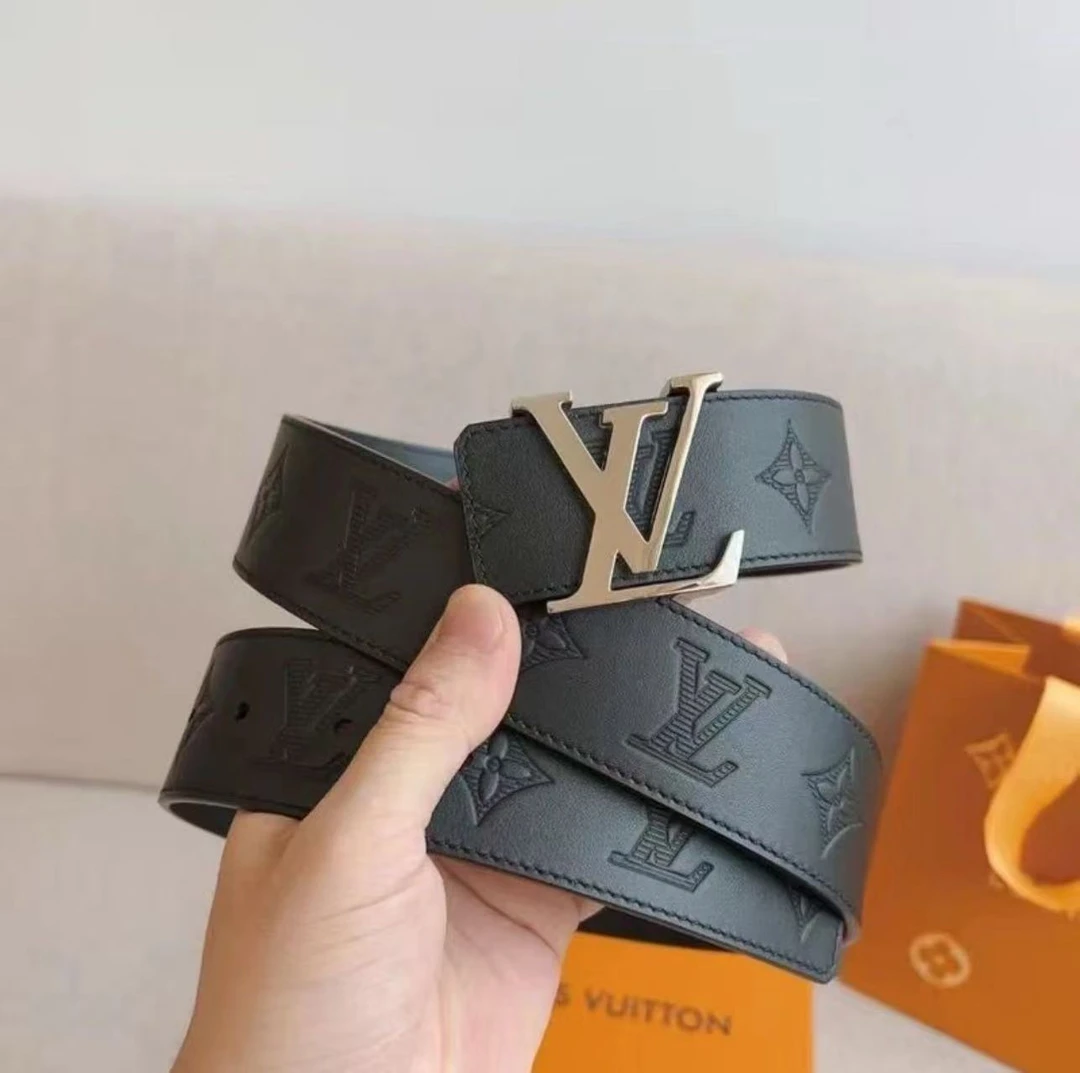 99新 LV 双面平滑扣 牛皮 帆布皮带 男款 印压银色头