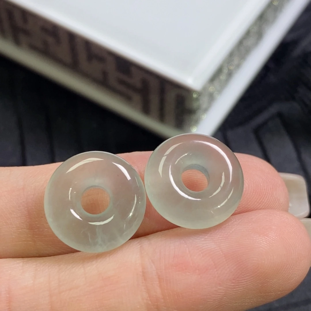 未镶嵌翡翠耳饰超冰面包圈