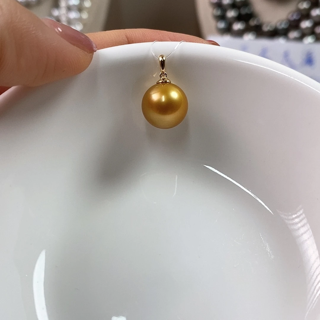 吊坠(不含链)18K金镶嵌海水珍珠10-11mm海水金珠吊坠（特浓金）