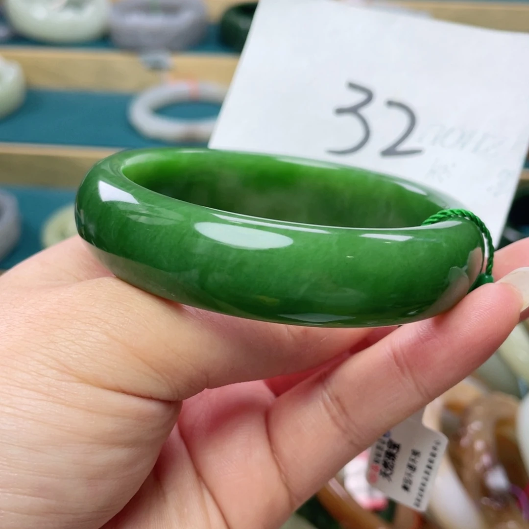 未镶嵌手镯和田玉圈口62