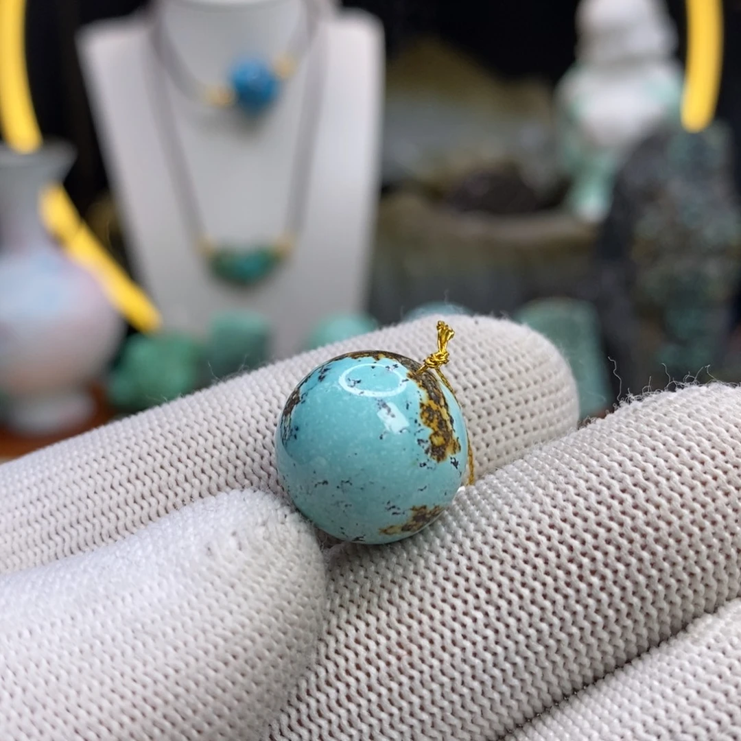 绿松石未镶嵌珠宝奇石15.4