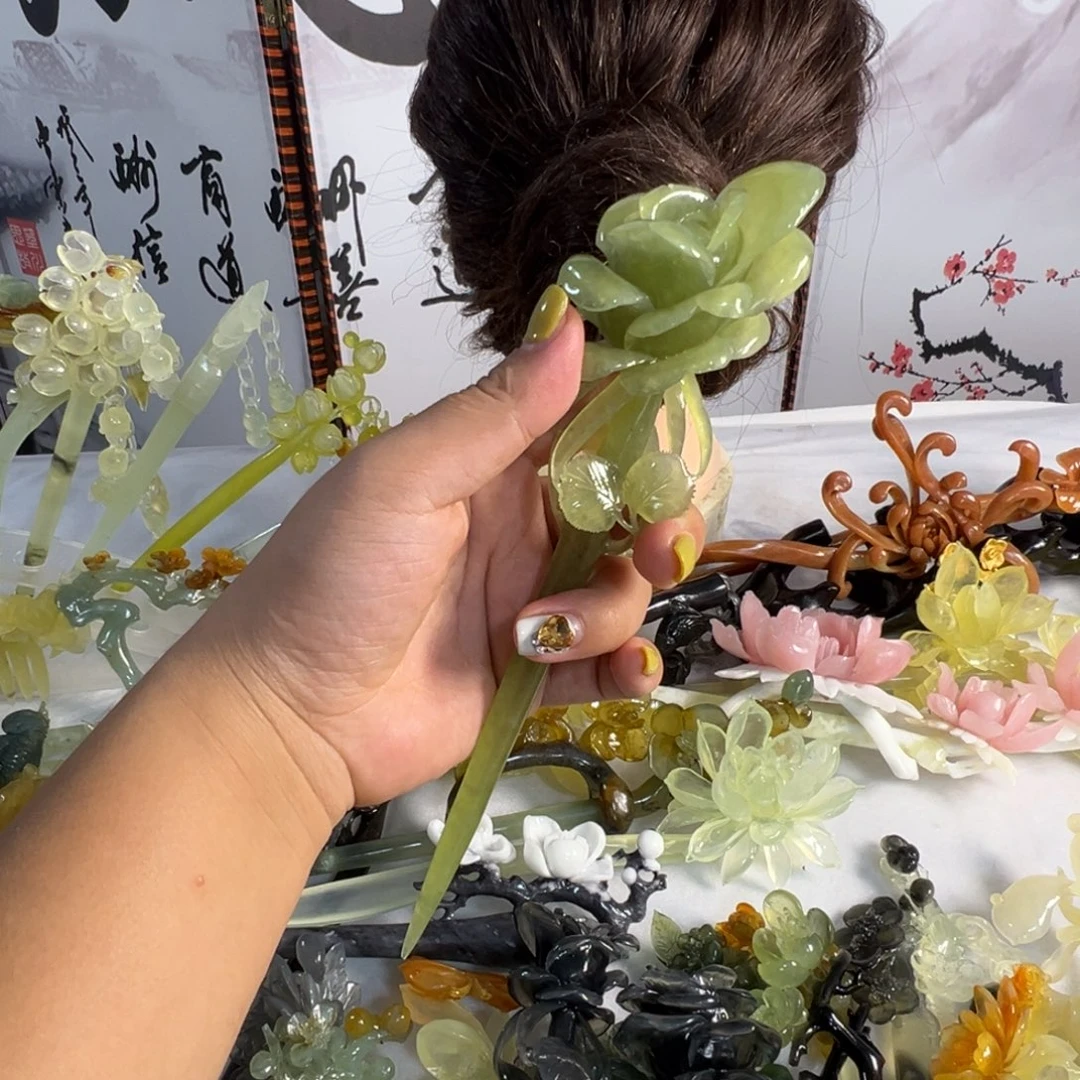 辞***兜定制蛇纹石玉毛货发饰