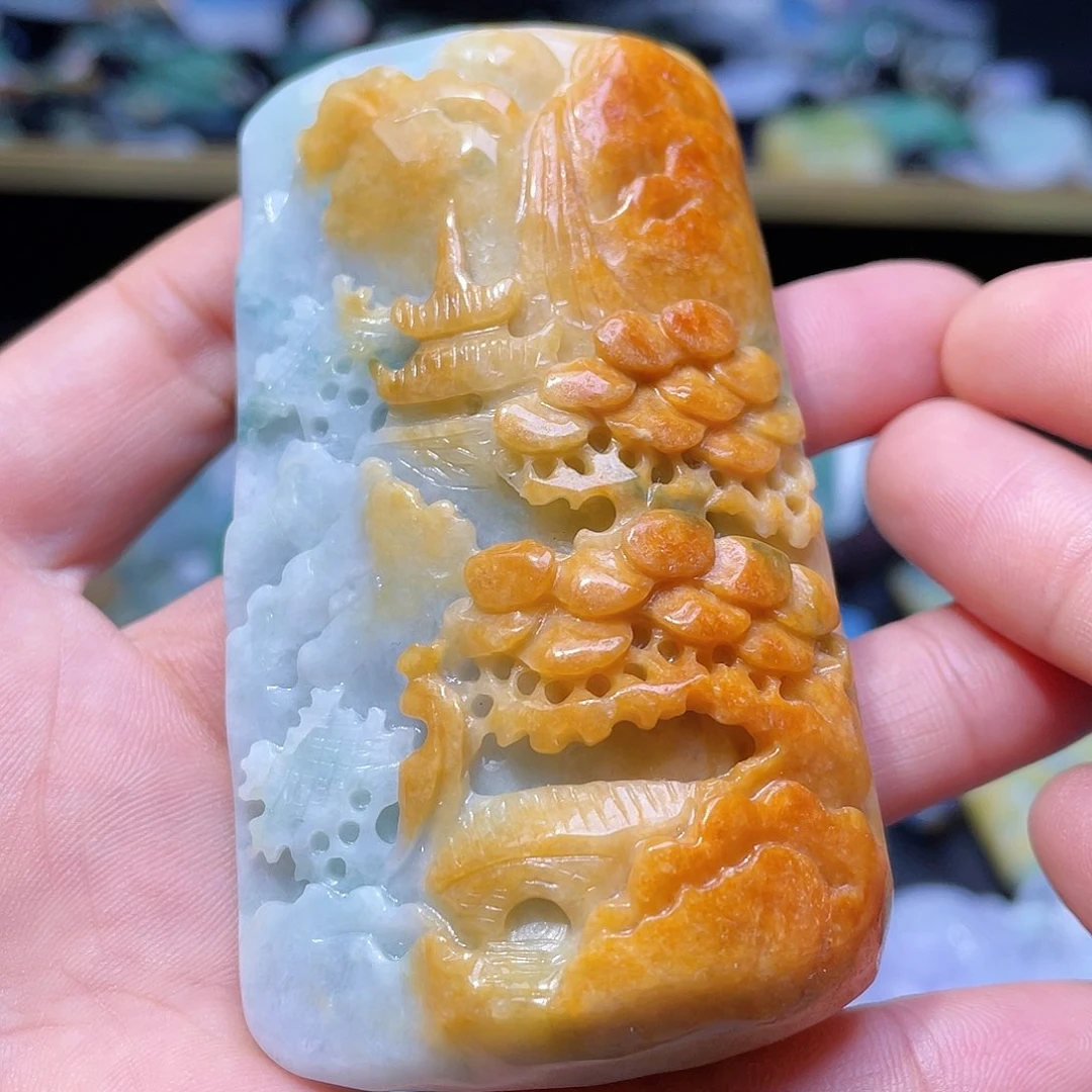 颈饰未镶嵌翡翠一个