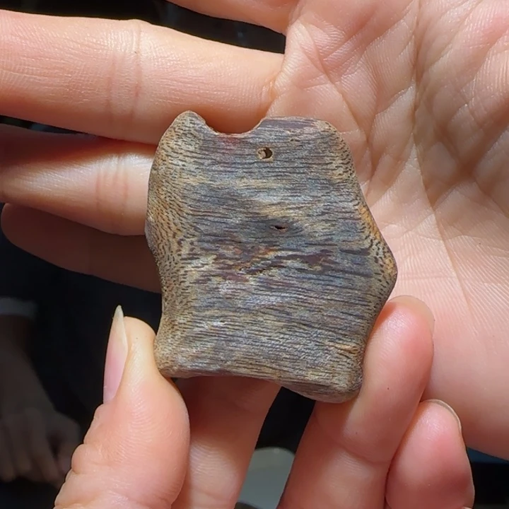 沉香吊坠海南老白棋沉水吊坠10.5克