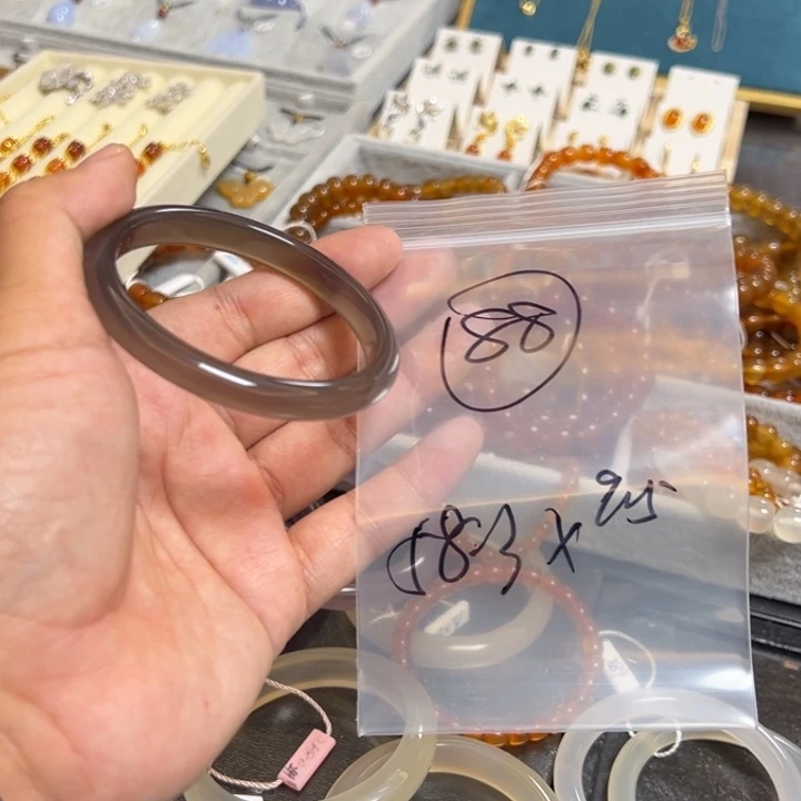玛瑙/玉髓珠宝半成品未镶嵌玩****？