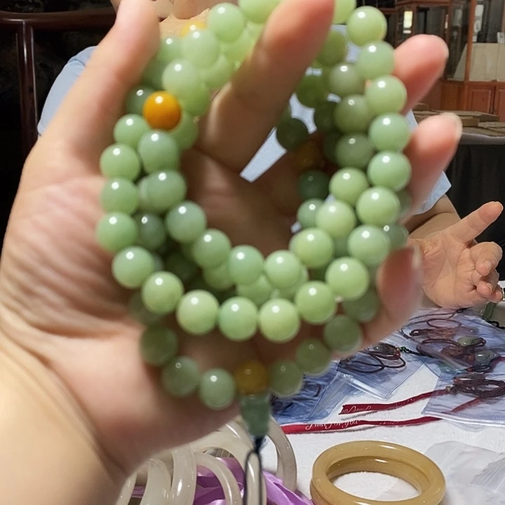 密玉（石英质玉）挂坠未镶嵌
