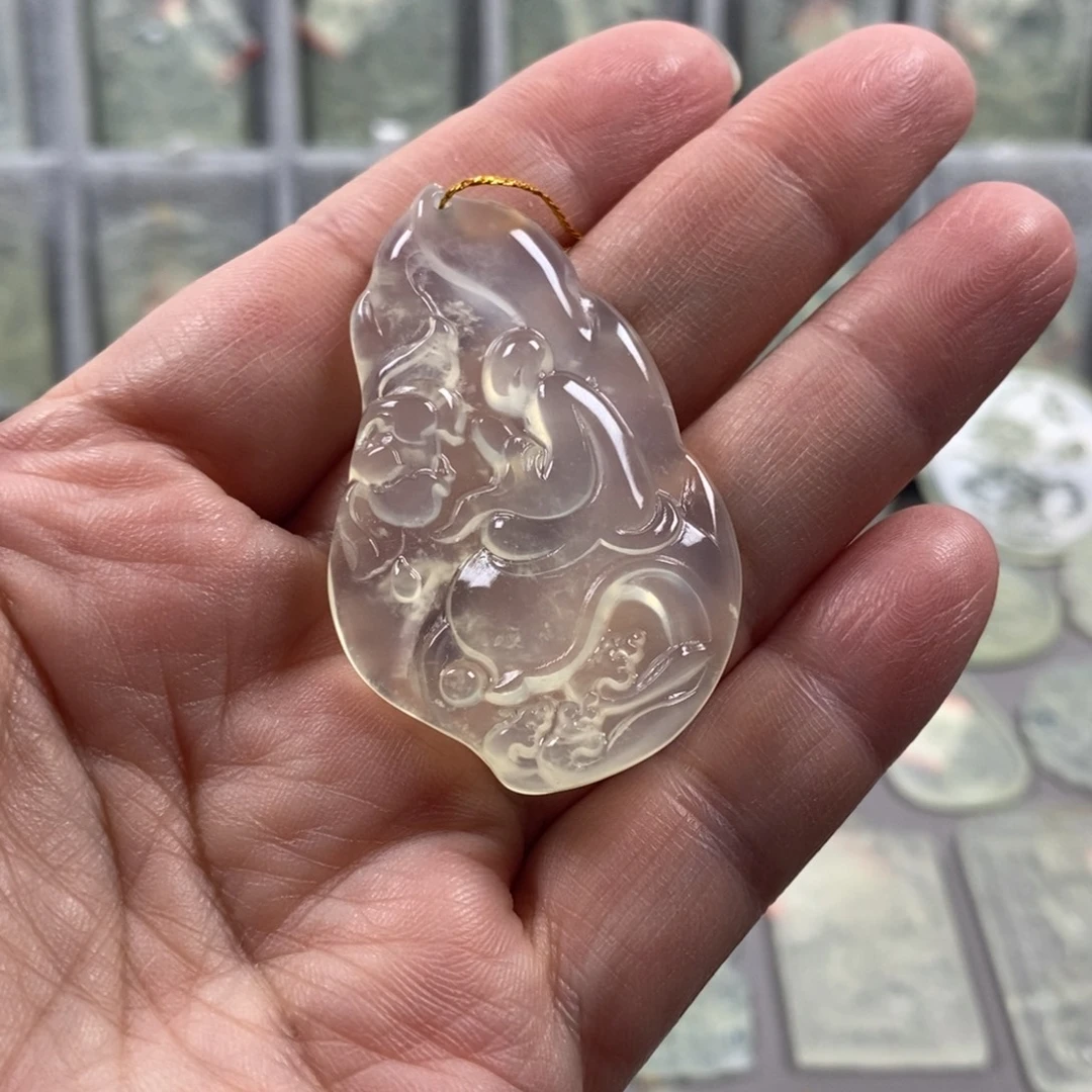未镶嵌蛇纹石玉颈饰