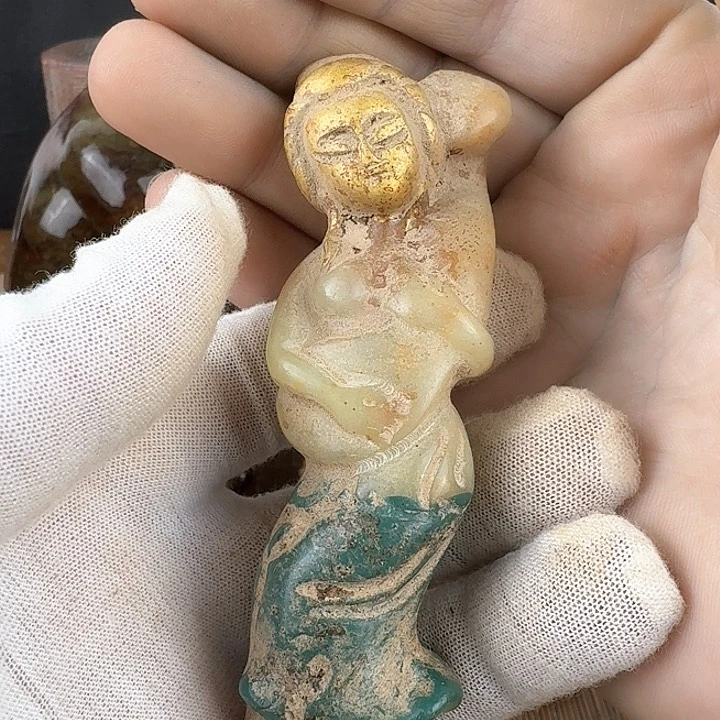 和田玉挂件未镶嵌知***戒