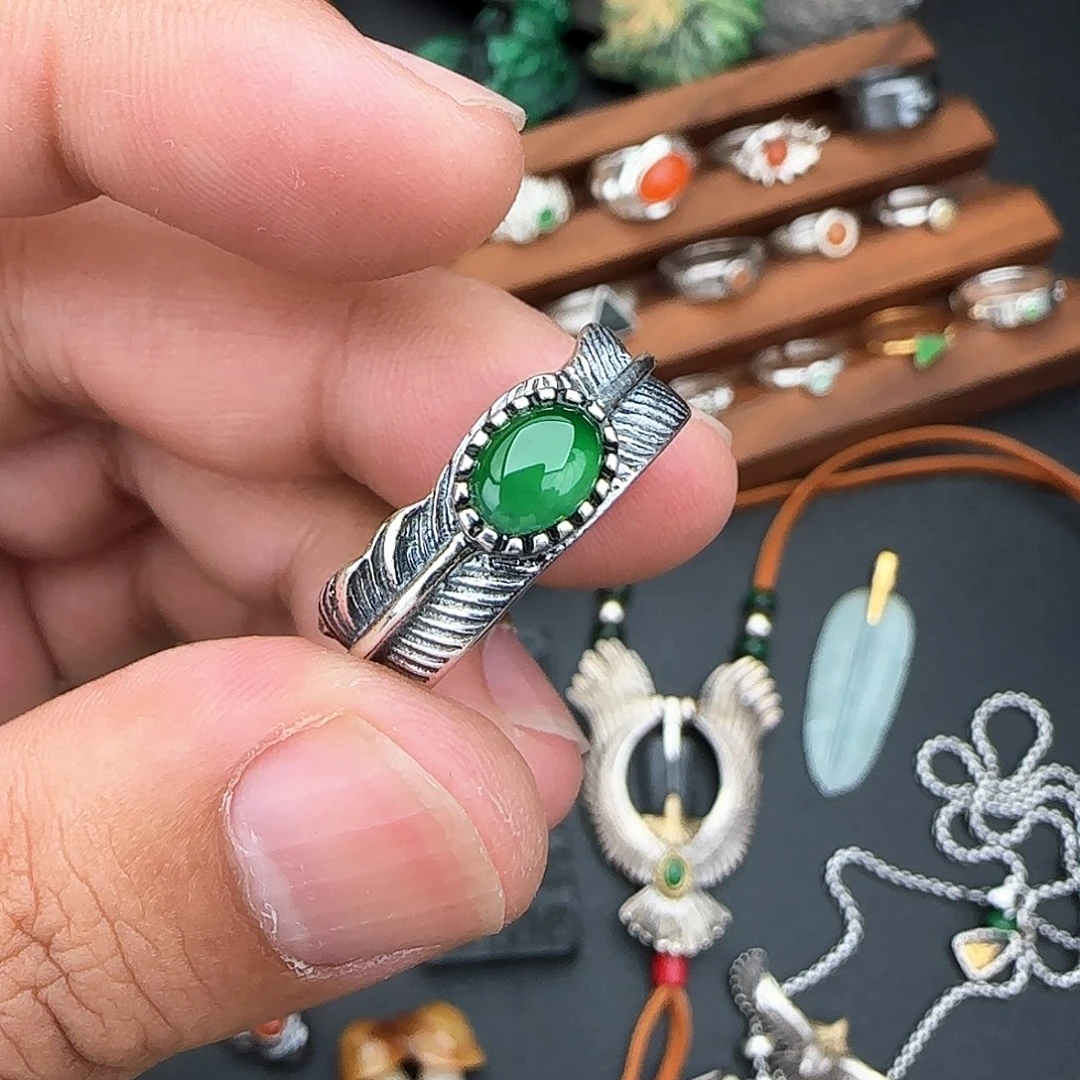 翡翠戒指银S925镶嵌持****子