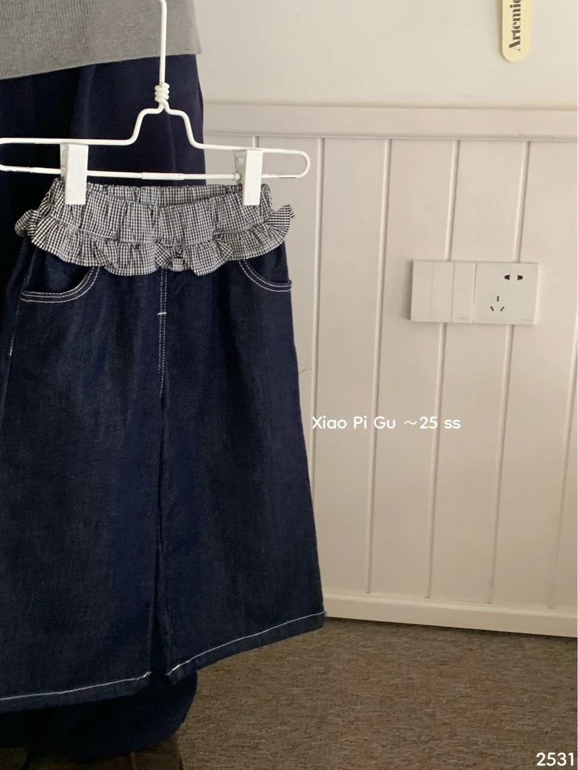 25春款小屁股儿童牛仔裤深色2531黑白格腰部花边