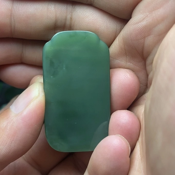 和田玉（碧玉）未镶嵌挂件