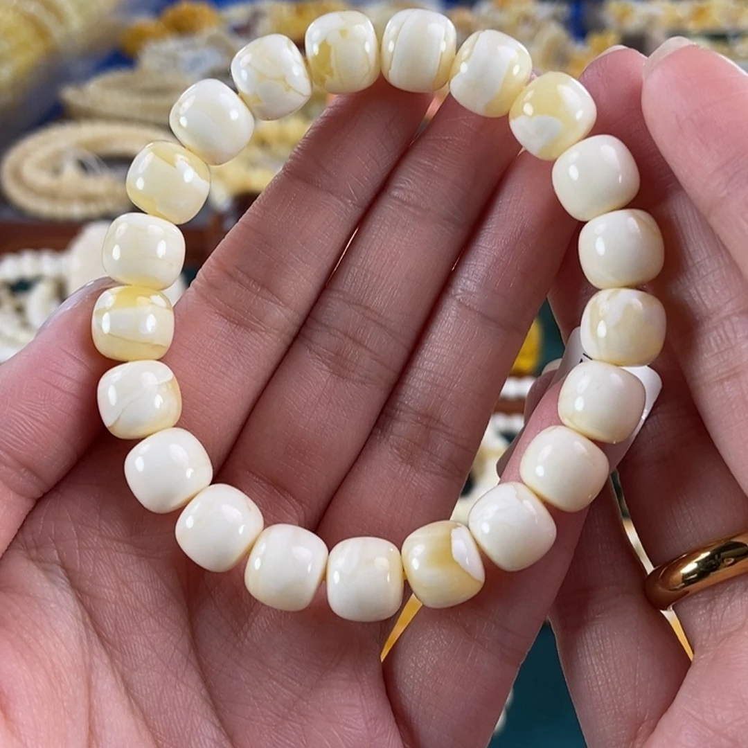 琥珀未镶嵌珠宝奇石10 12.67 白蜡同料