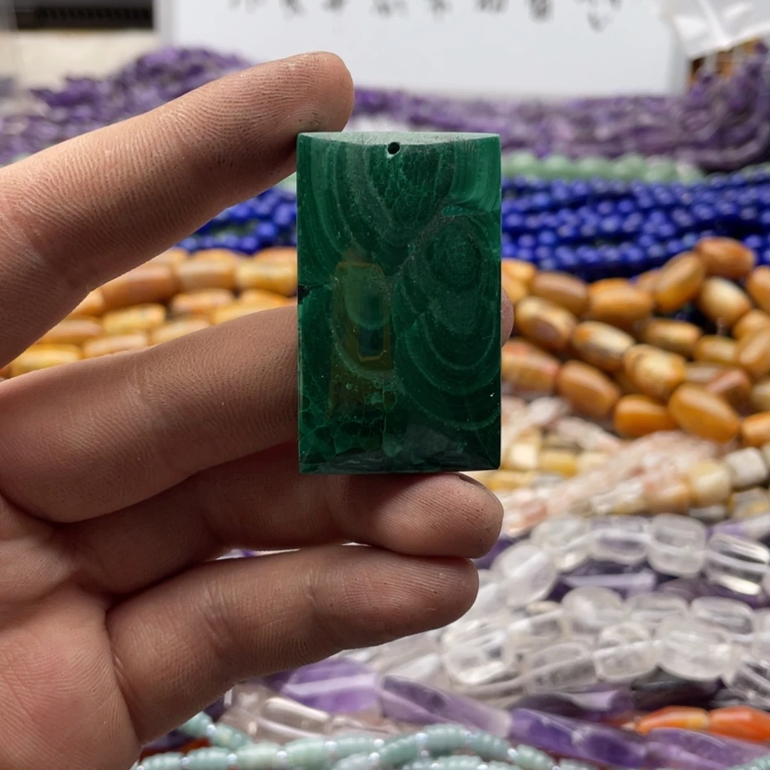 玛瑙/玉髓合金珠宝半成品一个装孔雀石无事牌吊坠27*44mm