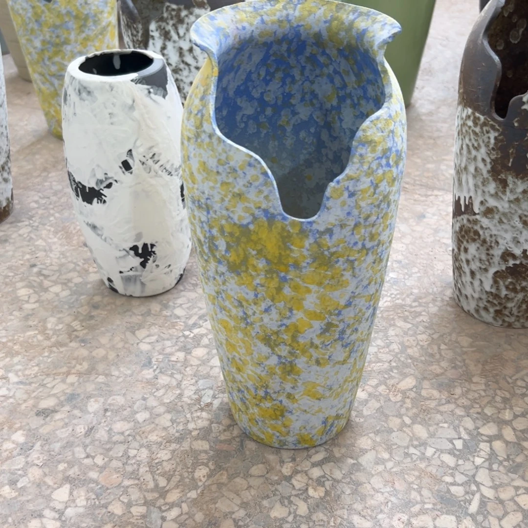 高度32缺口15有孔瓷器