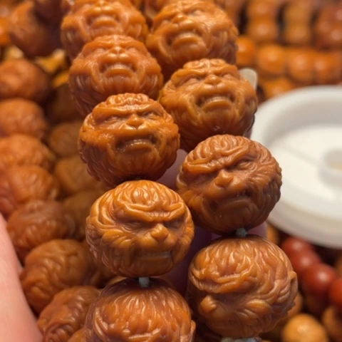 手串猴头核桃《****》舞台