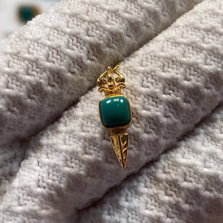 绿松石珠宝奇石18K金镶嵌AA490