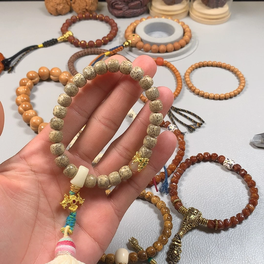 星月菩提吊坠。。。。。。。。。