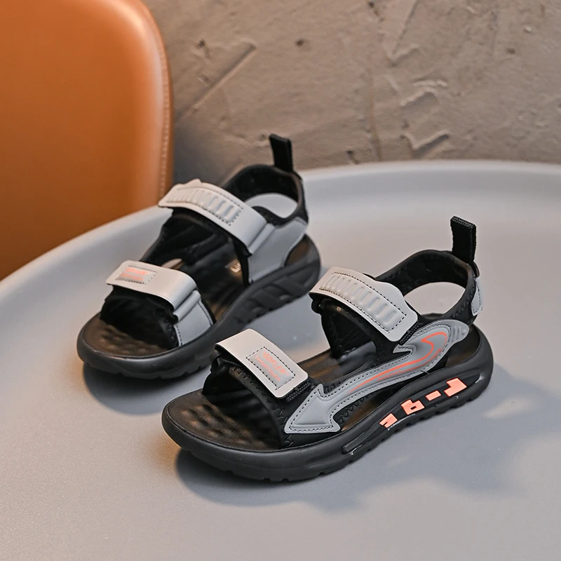 运动风防滑韩版夏季男休闲风儿童软底凉鞋鞋子男童时尚宝宝透气