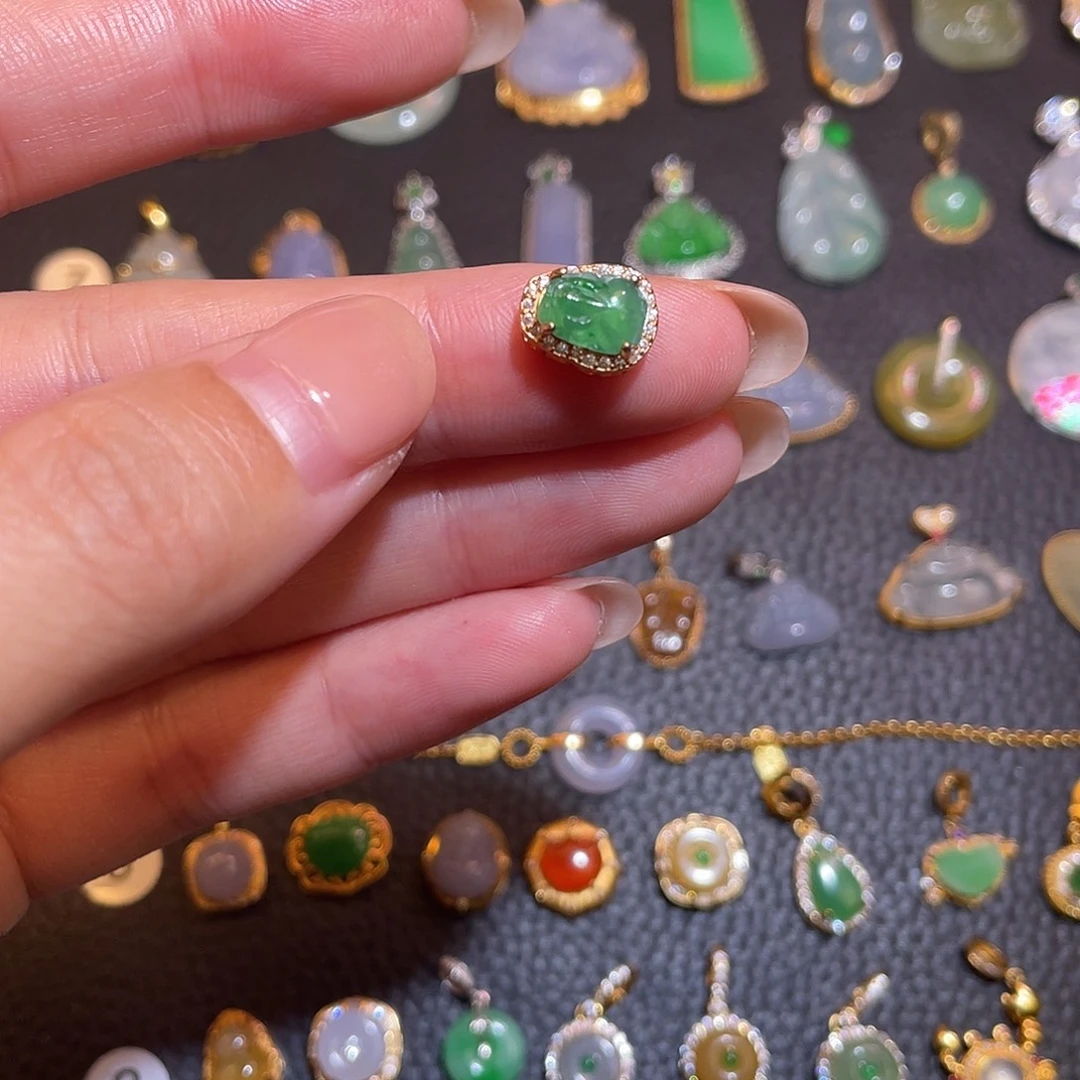 翡翠银S925镶嵌颈饰