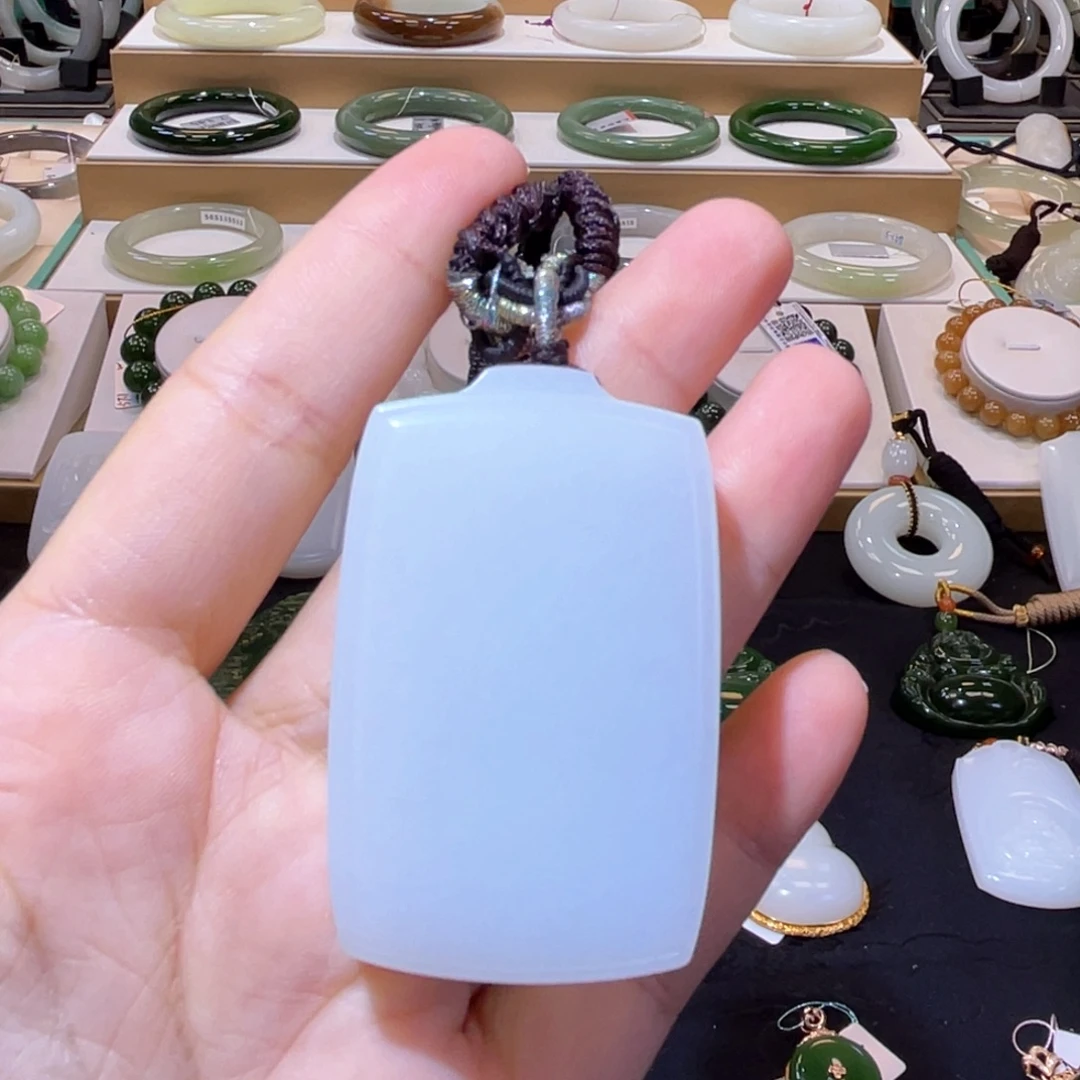 和田玉未镶嵌颈饰收藏级羊脂无事牌