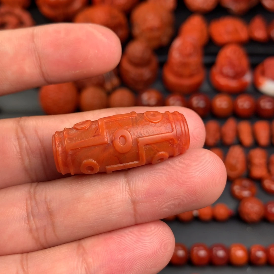 南红玛瑙九眼锁骨14+/33+未镶嵌