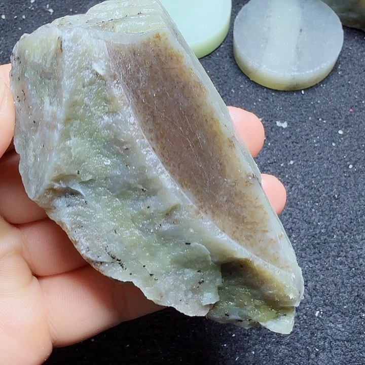 和田玉（糖玉）未镶嵌珠宝半成品