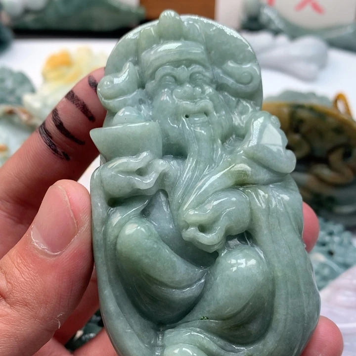 翡翠未镶嵌颈饰保真天然a货翡翠