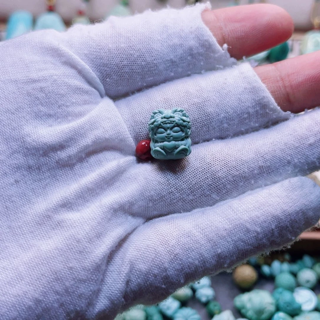 团****南红玛瑙配饰未镶嵌