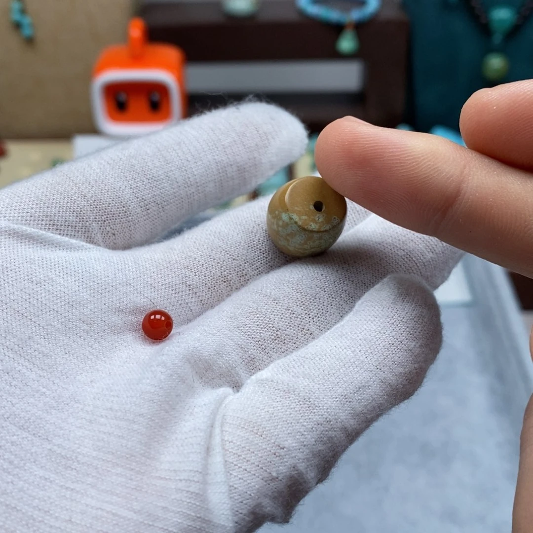 未镶嵌配饰南红玛瑙