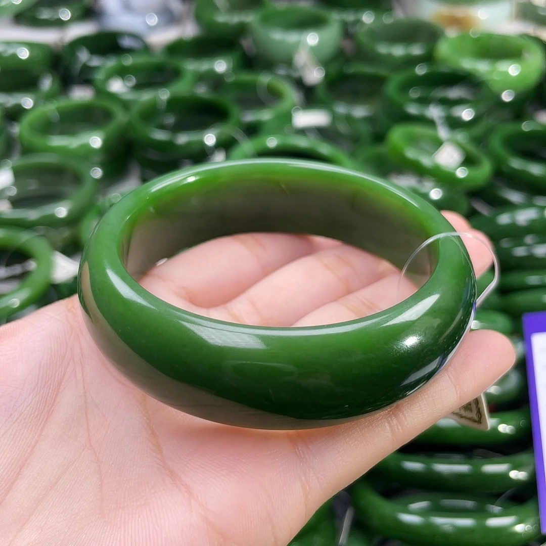 未镶嵌手镯和田玉（碧玉）