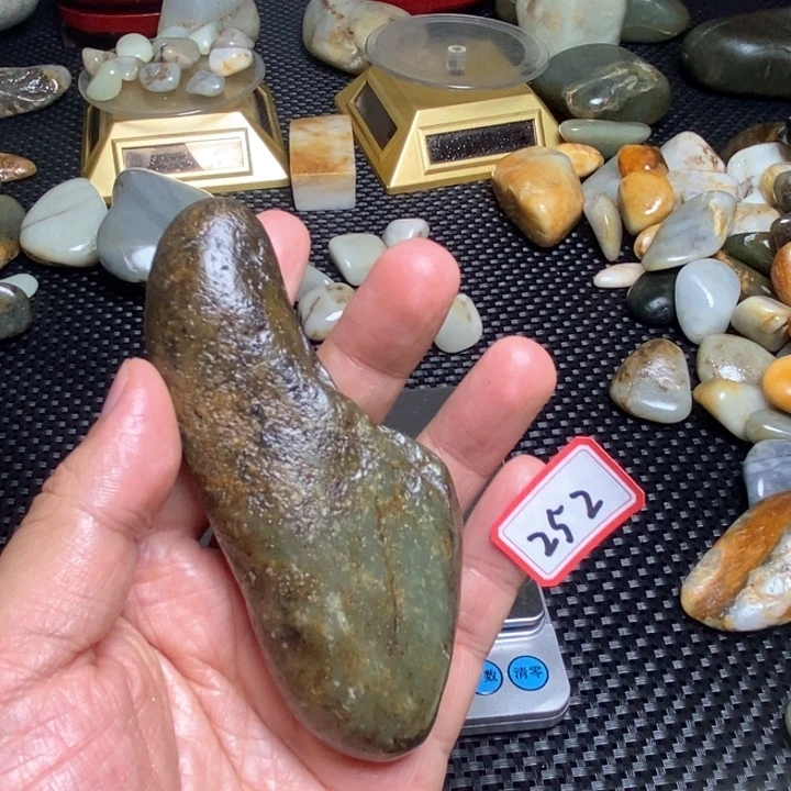 未镶嵌和田玉把件252