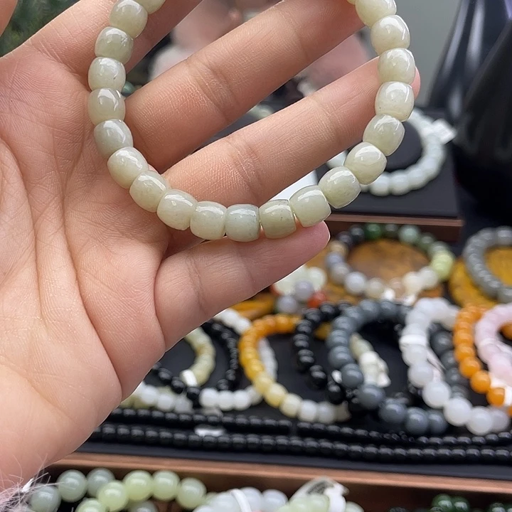 和田玉未镶嵌手串