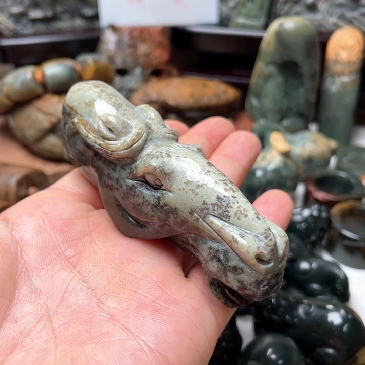 岫岩老玉（透闪石质玉）挂件未镶嵌龙*