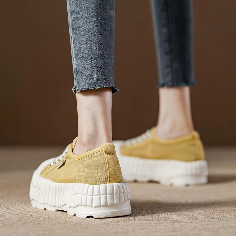 夏季冰丝小白鞋女夏季薄款2025新款女鞋休闲软底轻便黄色帆布板鞋