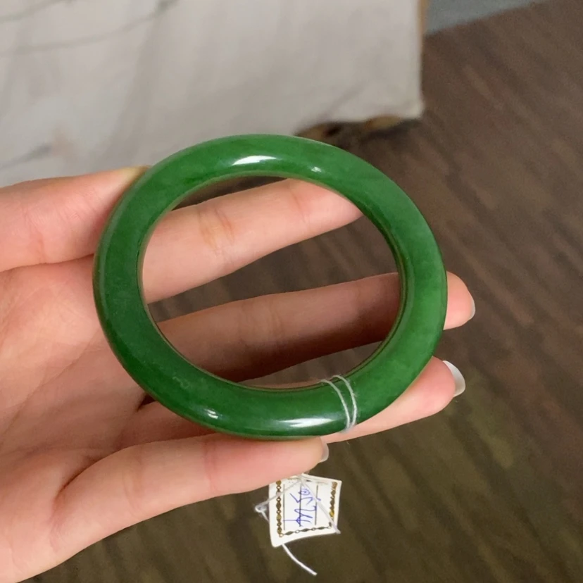 【闪购商品】未镶嵌手镯和田玉（碧玉）