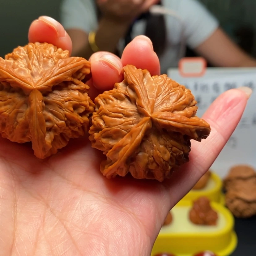 【闪购商品】把件桃核九*六4号三棱，