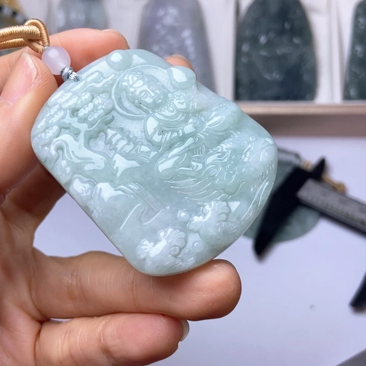 翡翠未镶嵌挂件翡翠