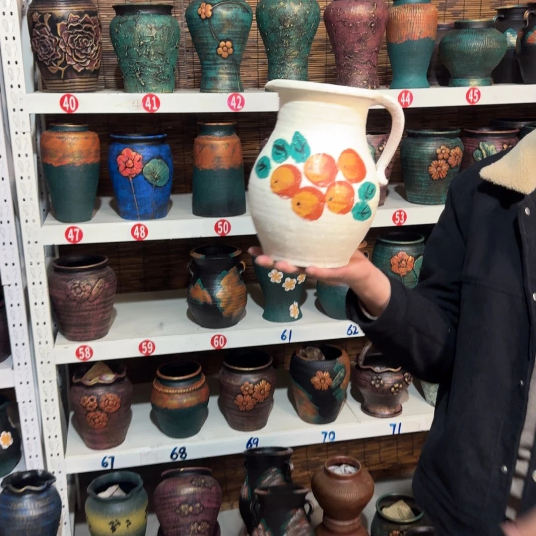 红陶红陶浮雕花盆炸炸炸