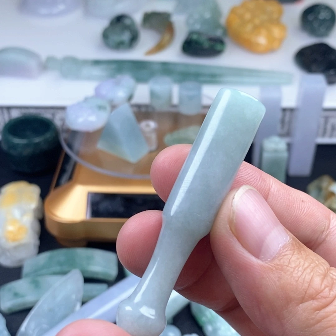 玩***家翡翠未镶嵌颈饰天然翡翠