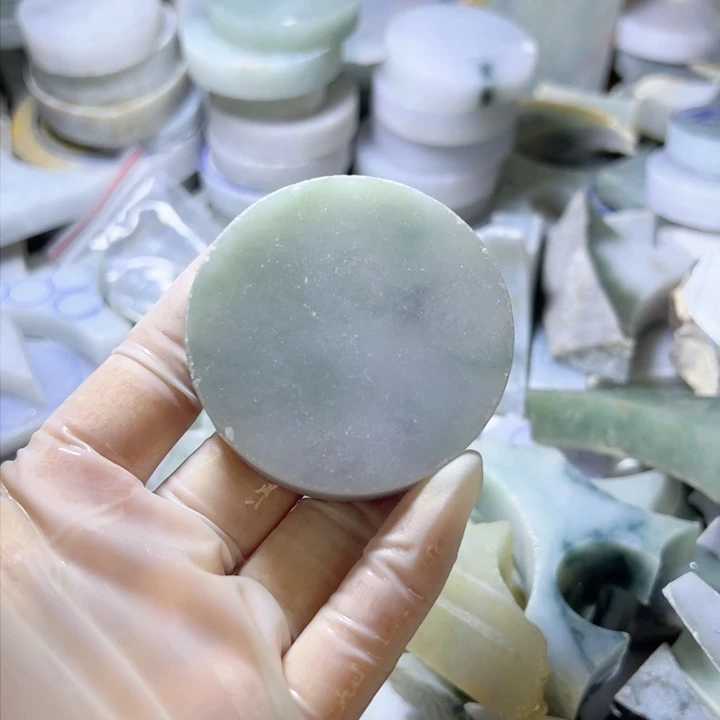 颈饰未镶嵌翡翠翡翠手镯心