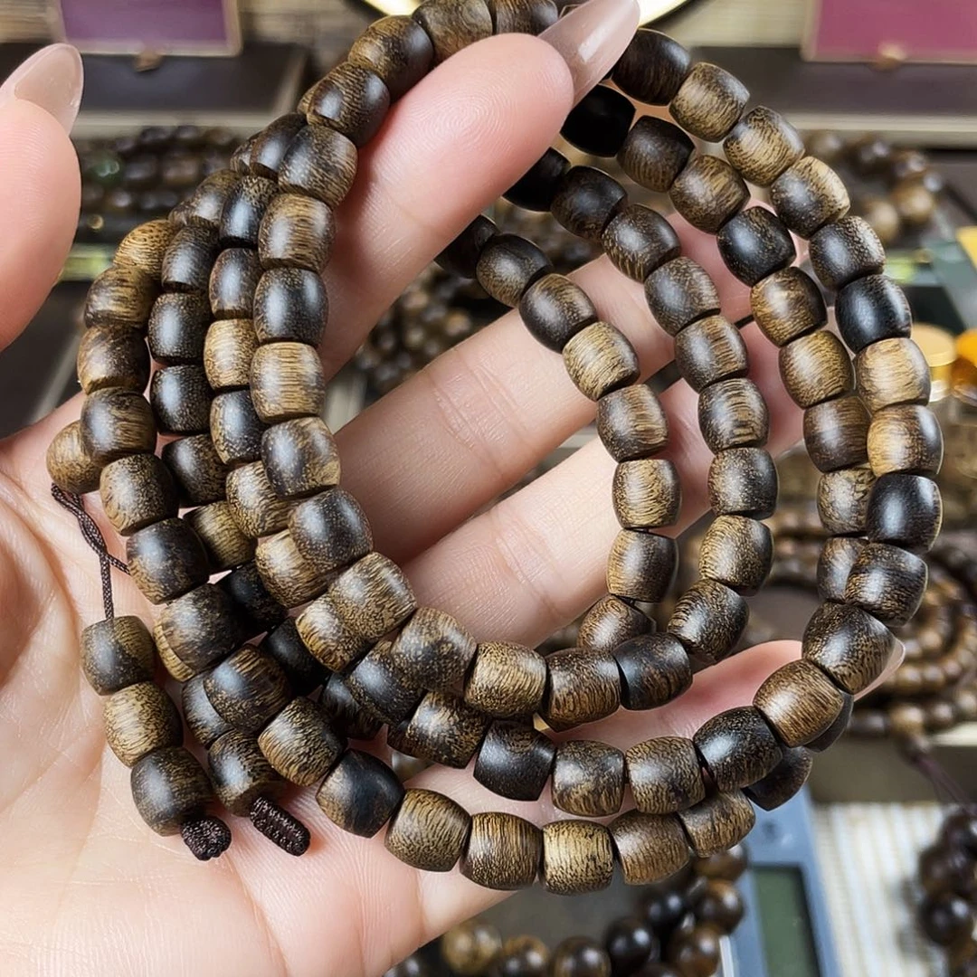 C***）手串沉香越南芽庄老白棋玉化老料瘤疤虎斑0.8×108