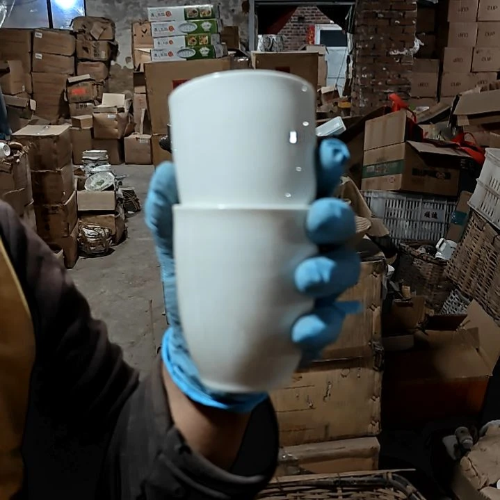 摆件陶瓷盘子碗啥都有