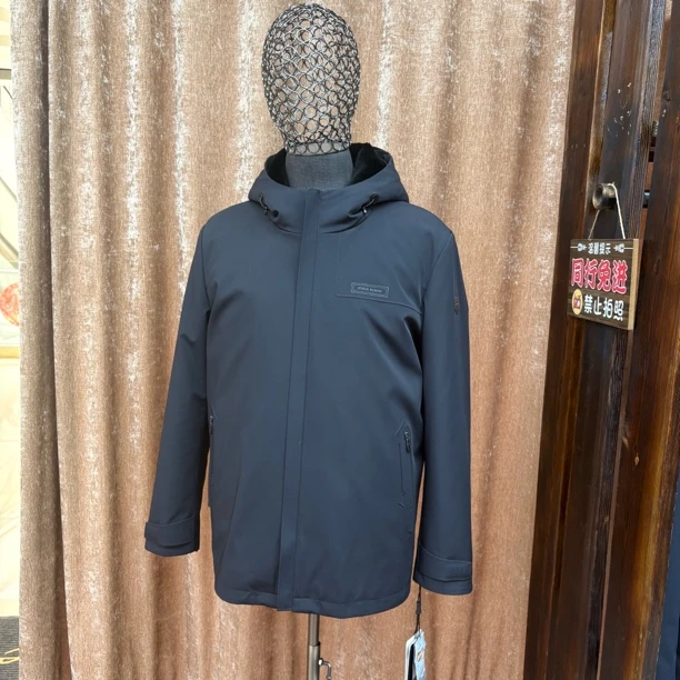 《多米高端服饰店》  33910  男士貂胆商务高档派克服 外壳可单穿